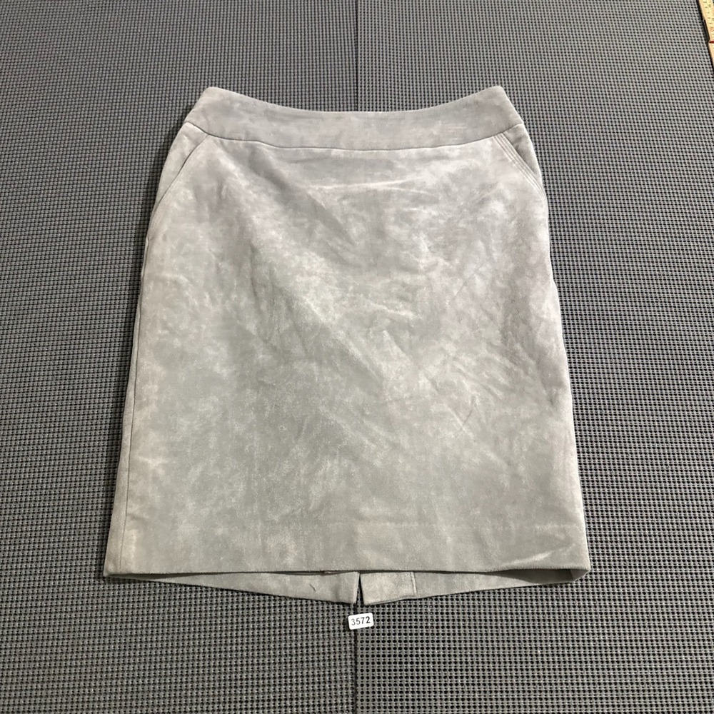 Calvin Klein Womens Gray Faux Suede Pencil Skirt Size 2P